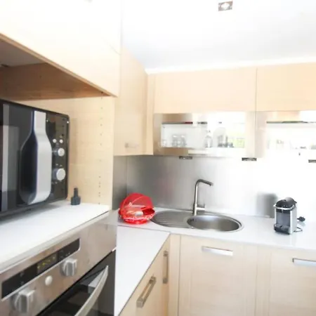 Le Regency Yourhosthelper 4* Apartment