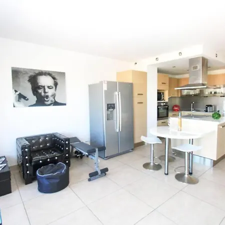 Le Regency Yourhosthelper 4* Appartement Antibes